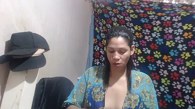 ELIZABET2-'s cam snapshot