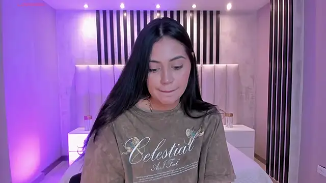 AmbarJames_'s cam snapshot