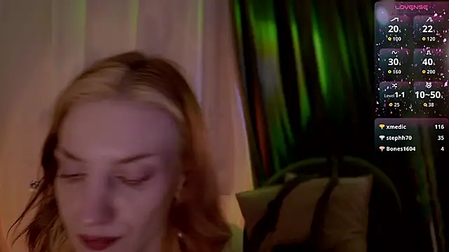 WendyGilber's cam snapshot