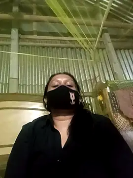 Hot_queen3210 live sex cam