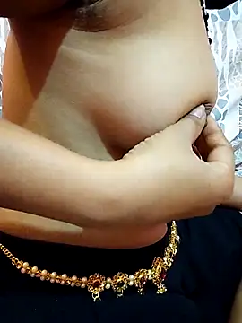 Student_girl_12th's cam snapshot