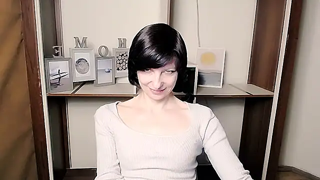 _AngeliaFlow_ live sex cam