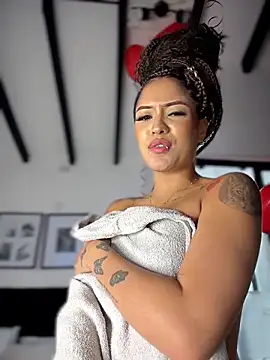 MystiqueXXX live sex cam