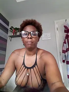 Kourtneyk's cam snapshot