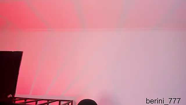 AmberiniHoffman live sex cam