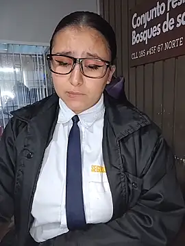 Cute_Penelope's cam snapshot