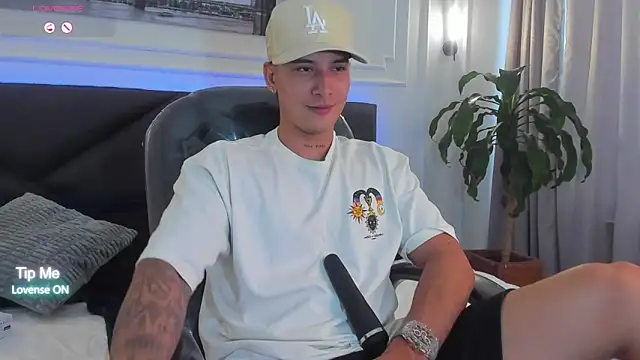 Damian23__ live sex cam