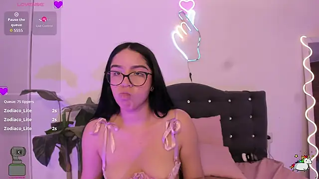 MILAH_TAY's cam snapshot