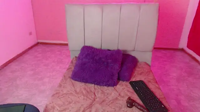 bonniedreams_18's cam snapshot