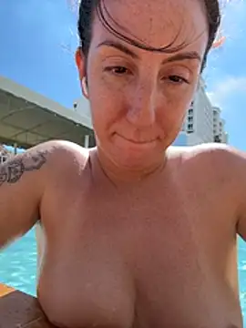 sweetsirenn live sex cam