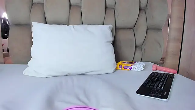 karol_lewiss live sex cam