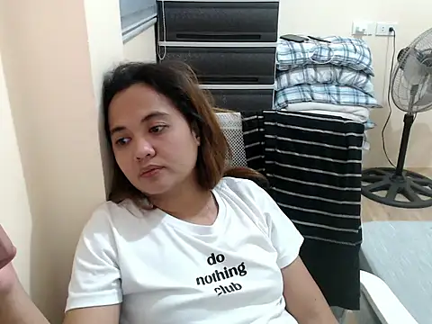 xTheLastVIRGINx live sex cam