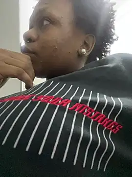 Boneca25 live sex cam