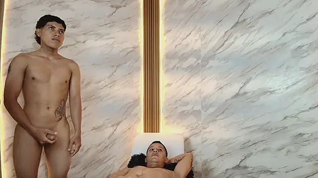 nympho_queenhot's cam snapshot