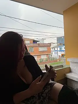 Zoe_firee's cam snapshot