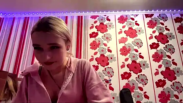 MiaBerlateen's cam snapshot