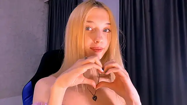 TaliCaan's cam snapshot