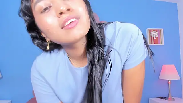 nicol_palmer18's cam snapshot