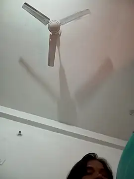 Landkipyasibhabhi's cam snapshot