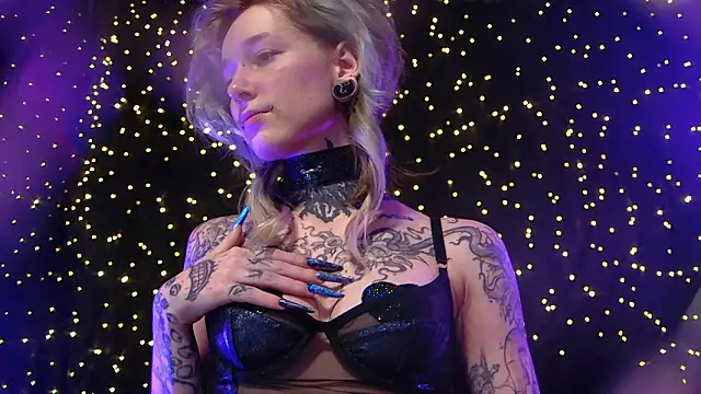 Littlespacemouse's cam snapshot