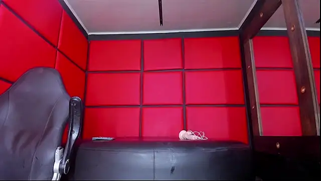 damian_bull's cam snapshot