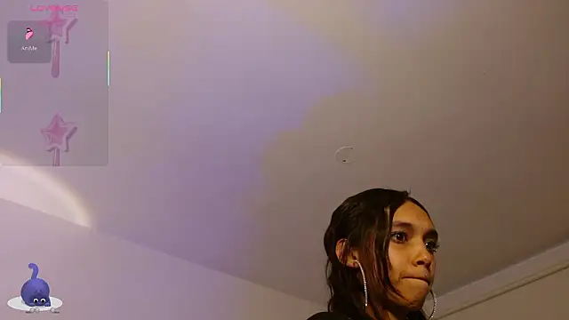 TINY_TAY live sex cam