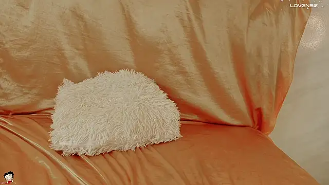 _Rouse_v's cam snapshot