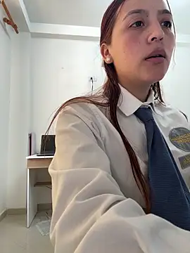 Emily-7_'s cam snapshot