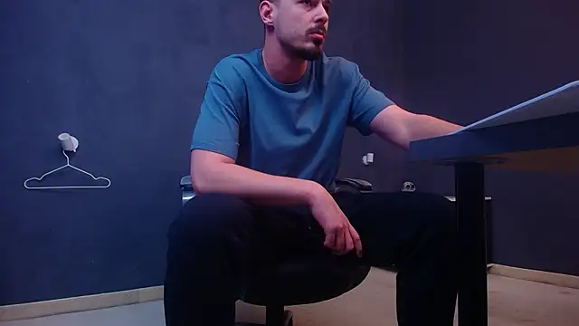 EnzoRace's cam snapshot