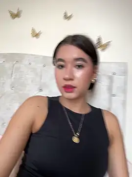 Emi_blair's cam snapshot