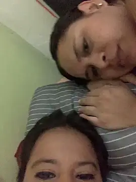 twocurvylatins live sex cam