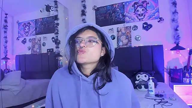 SabrinaV_'s cam snapshot