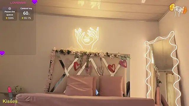 ZURY_TAY's cam snapshot