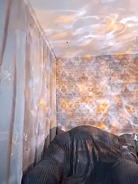 mistress_in_the_forest's cam snapshot