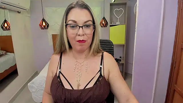 Amber_Ribera's cam snapshot