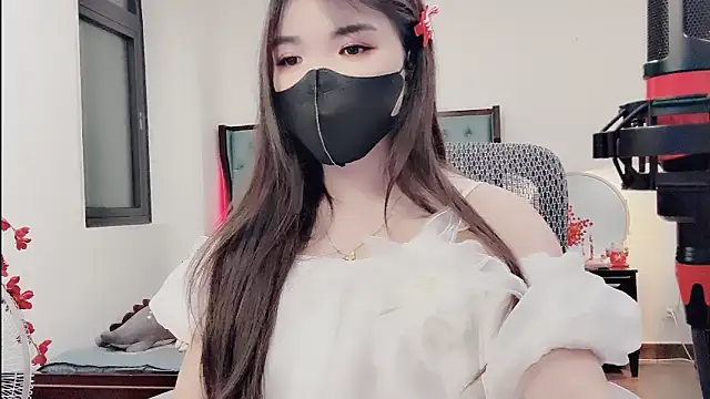 Caryln-Bun's cam snapshot