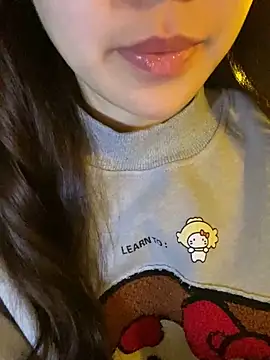 Uyennii02's cam snapshot