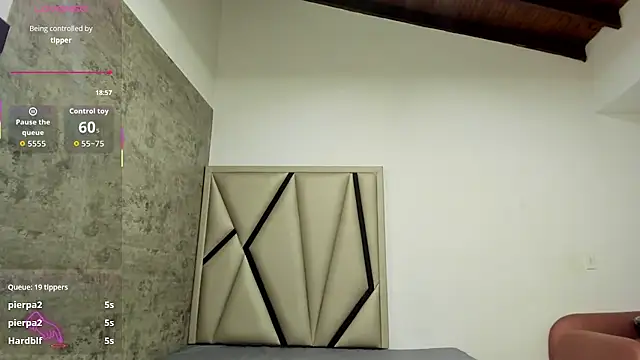 AyshelDoll1's cam snapshot