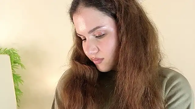 Lili_Torin's cam snapshot