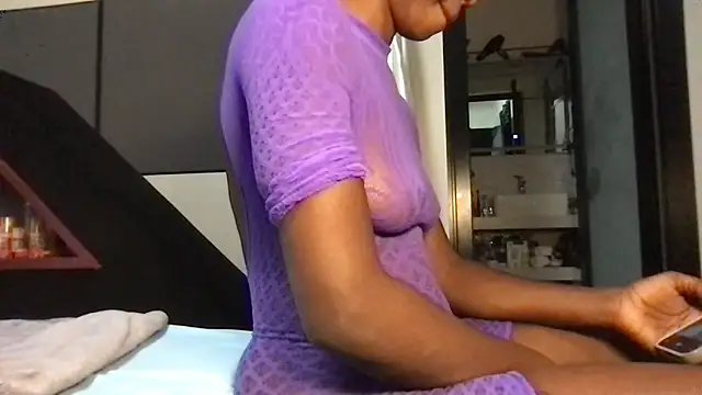 choco_petite's cam snapshot