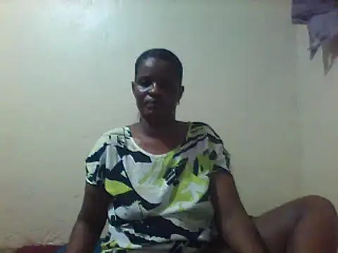 creamyhairy_puss's cam snapshot