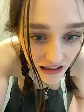 Mia_Mia_M live sex cam