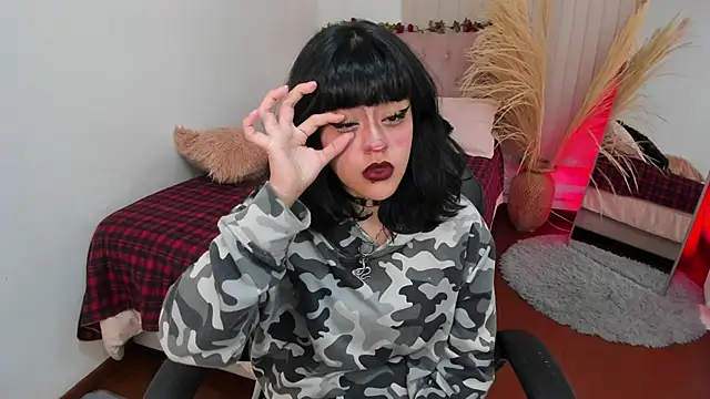 Nahemot_sadish's cam snapshot