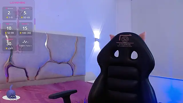 TINY_TAY's cam snapshot