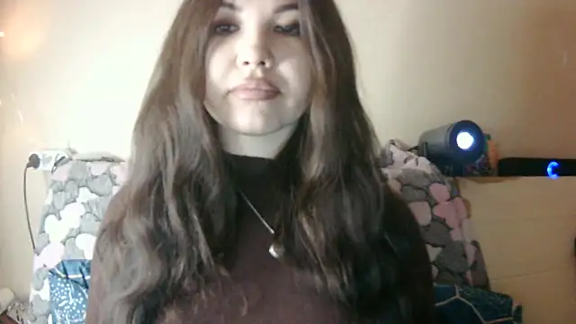 Hoyloria's cam snapshot