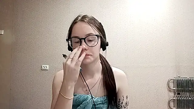 RomanceEncore's cam snapshot