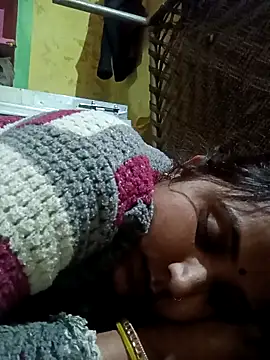 Pooja_hote's cam snapshot