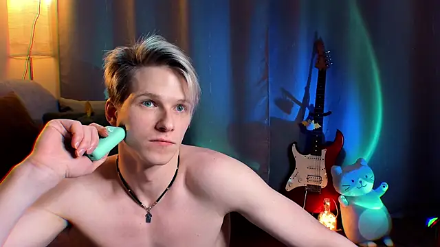 Breston_Sweet's cam snapshot