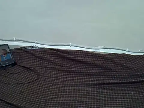 pointy_bloom's cam snapshot