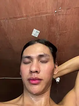 Ur_latinahotpaprika live sex cam